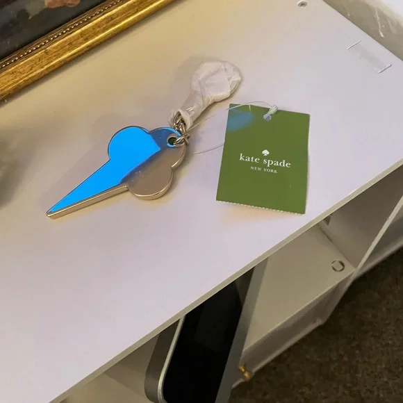 Kate Spade Ice Cream Cone Keychain - Picture 7 of 9